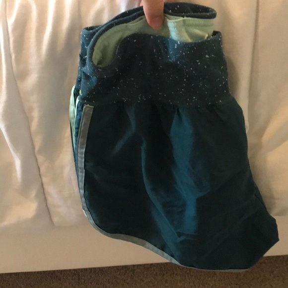 Adidas run it shorts - Picture 1 of 4